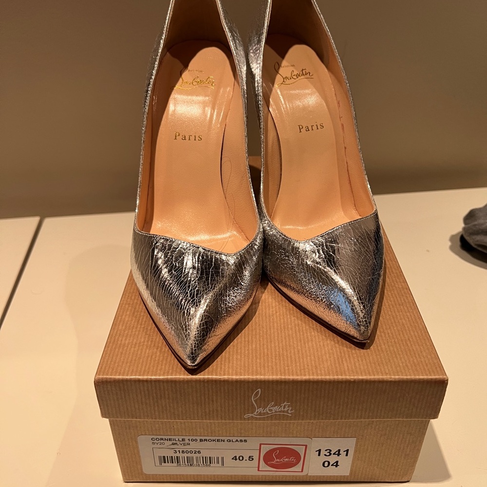 CHRISTIAN LOUBOUTIN
Broken Glass Corneille 100 Pumps 40.5 Silver